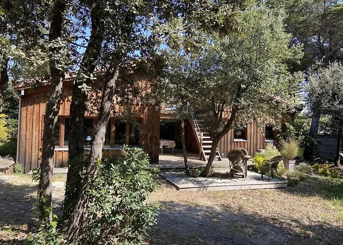 Bois Dans Quartier Calme - 4792 Chalet